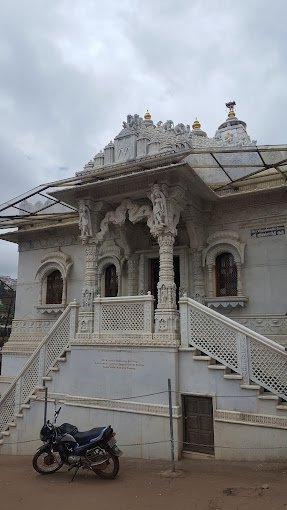 ooty - sri vijay shantisuri guru mandir